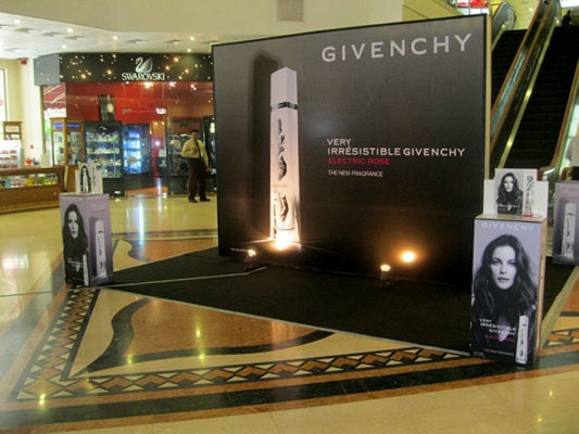 Very Irrésistible Givenchy Electric Rose 1