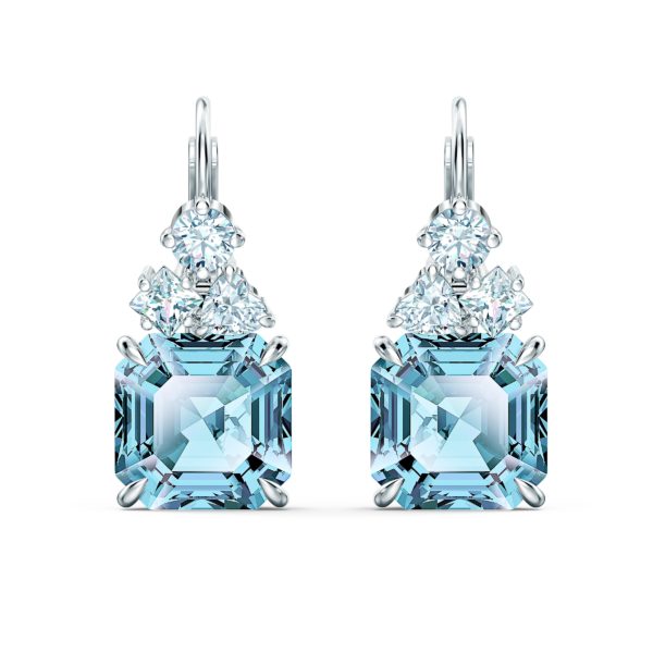 Sparkling Pierced Earrings 4