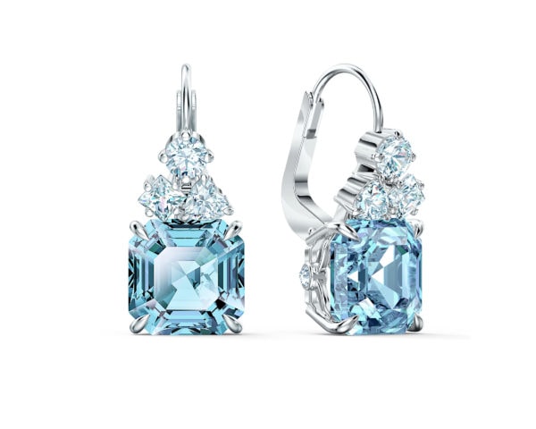 Sparkling Pierced Earrings 3