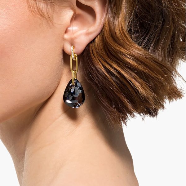Medium T Bar Pierced Earrings 4
