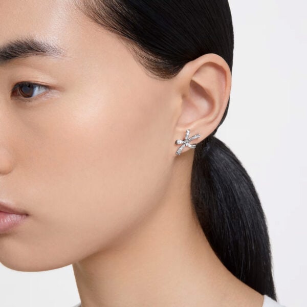 Hyperbola stud earrings - Image 2