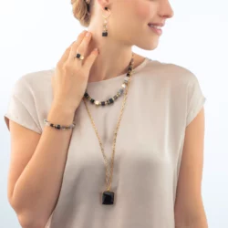 Alternative view of Necklace OE Amulet Square Onyx gold-black